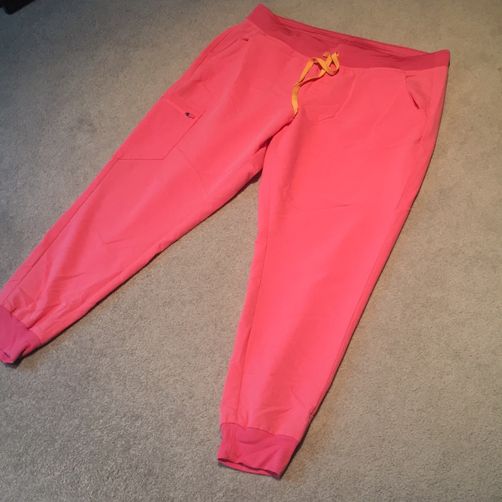 Figs Zamora jogger, size XL, Neon Pink